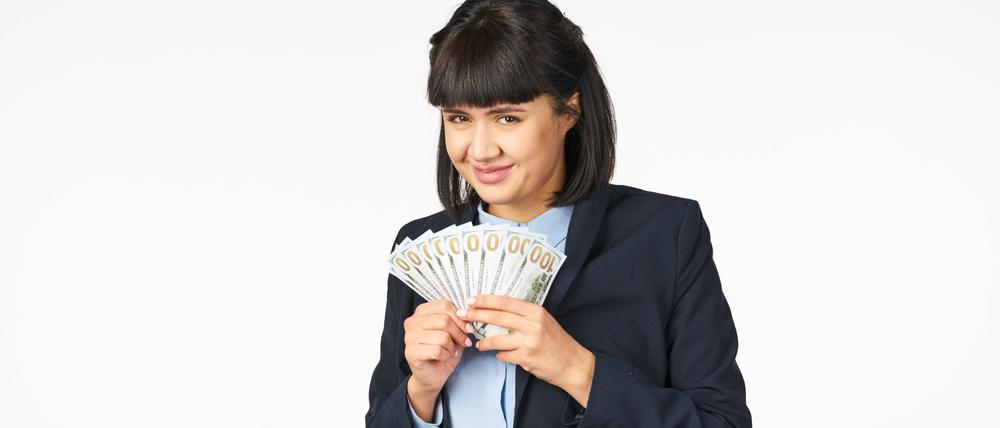 Zusätzliches Geld. Am häufigsten bieten Unternehmen ein 13. Monatsgehalt an. 