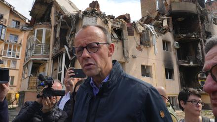 CDU-Chef Friedrich Merz in Irpin.