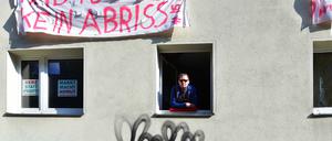 Der Plattenbau in der Habersaathstraße soll abgerissen werden. Altmieter Daniel Diekmann wohnt seit 2005 hier.
