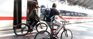 Wegen des Neun-Euro-Tickets befürchten Fahrgastverbände ein Chaos in den Regionalbahnen. 