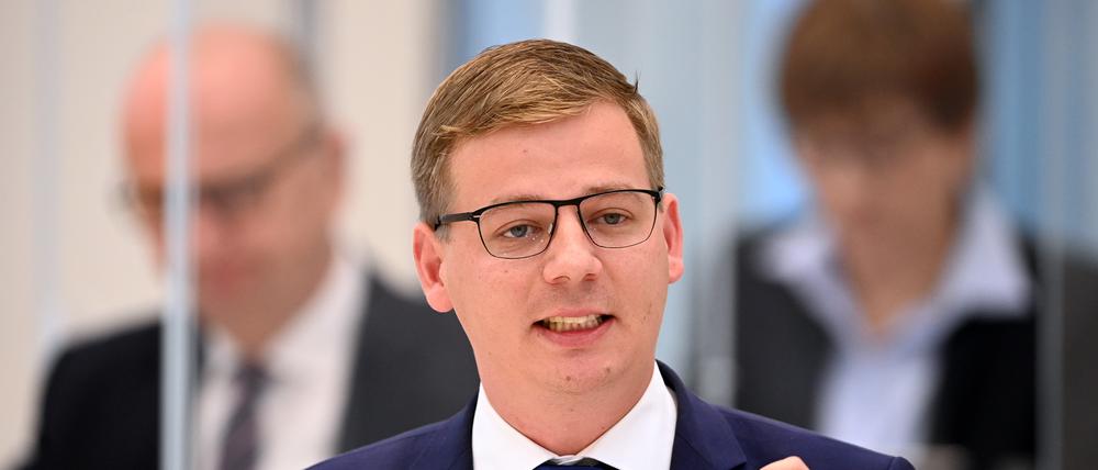 Sebastian Walter (M), Fraktionsvorsitzender der Linken.