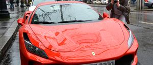 Carspotting ist wie Glücksspiel, sagen die Autofreaks. Man wisse nie, welche Autos vorbeifahren. 