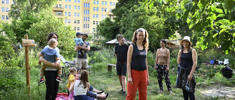 Der Menschenskinder-Gemeinschaftsgarten ist nicht nur eine Oase für viele Nutzer:innen – er ist auch ein Ort für Umweltbildung. 