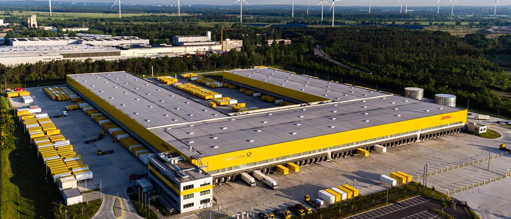 Das DHL-Paketzentrum Ludwigsfelde wechselt vom Probe- in den Normalbetrieb.