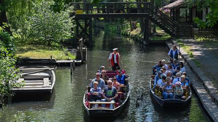 Noch sind die Wasserstraßen im Spreewald befahrbar – doch ohne Regen könnte sich das ändern.
