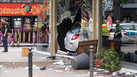  Die Amokfahrt von Gor H. endete in einer Drogerie in der Tauentzienstraße.