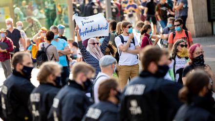 Von der Behauptung, es werde Zwangsimpfungen gegen Covid-19 geben, ist es nicht weit bis zu Verschwörungstheorien.
