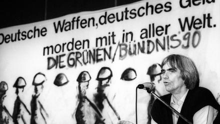 So haben viele Grüne einst über Waffenexporte gedacht – nun arbeitet das von ihnen geführte Wirtschaftsministerium an einem Gesetz, das restriktive Grundsätze verankern, aber auch die EU-Rüstungskooperation fördern soll.
