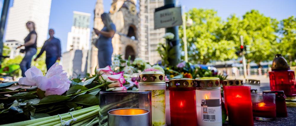 Tat im Wahn. Der Amokfahrer von der Tauentzienstraße soll an einer paranoiden Schizophrenie leiden. Er wurde in die Psychiatrie eingewiesen.