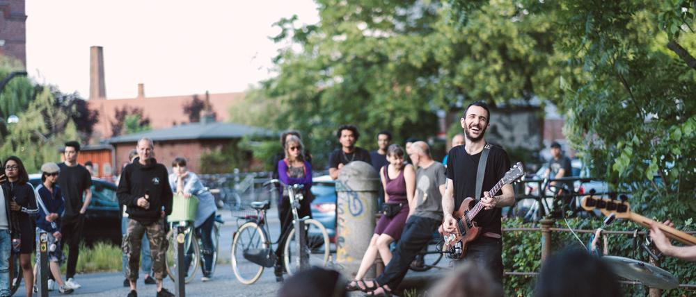 Umsonst und draußen: Fête de la Musique bringt südliches Flair nach Berlin