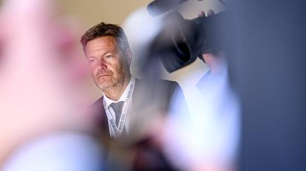 Robert Habeck will Energie sparen.