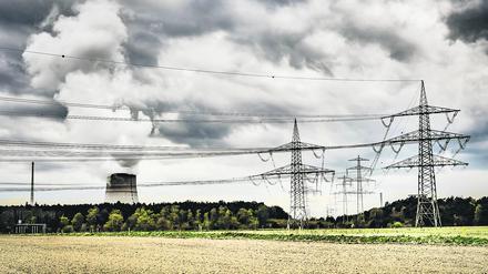 Themenfoto Atomkraft KKE Kernkraftwerk Lingen im Emsland / Niedersachsen, Atomkraft, Atomkraftwerk *2017 Kernkraftwerk Lingen *** Topic photo nuclear power KKE nuclear power plant Lingen in Emsland Lower Saxony, nuclear power, nuclear power plant 2017 nuclear power plant Lingen 