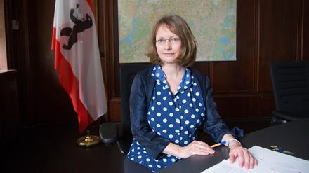 Hilfe, solange sie benötigt wird. Friederike von Holtum leitet Berlins „Zentrale Anlaufstelle für Opfer von Terroranschlägen und Großschadensereignissen und deren Angehörige“. Ihr Team soll für die reibungslose Unterstützung Betroffener sorgen.