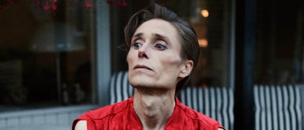 Lieblingspose mit Zigarette: Schriftsteller:in Madame Nielsen 