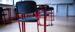 Ende August konstituiert sich der Landesbeirat Schulbau. Bildungssenatorin Astrid-Sabine Busse (SPD) holt sich Verstärkung für den Schulbau und die Inklusion. Die bereits in der vergangenen Legislaturperiode bewährten Beiräte werden jeweils unter neuem Vorsitz wiederbelebt. 
