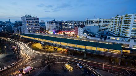 Die U-Bahnstation Kottbusser Tor ist eines der Wahrzeichen des Bezirks.