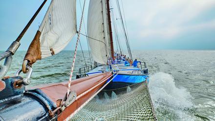 Früher transportierte die „Gaia“ Fracht auf Binnenland-Kanälen, heute ermöglicht sie segellustigen Ausflüglern ein paar erlebnisreiche Tage.