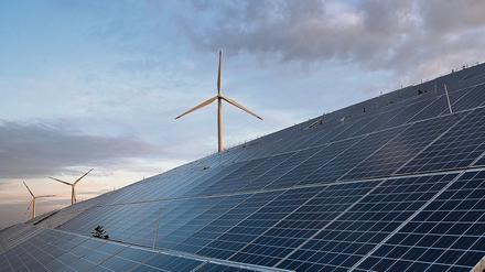 Energielieferant: Fotovoltaikanlagen auf dem Hausdach.