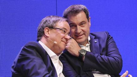 Armin Laschet und Markus Söder beim Wahlkampfauftakt der CDU und CSU zur Europawahl 2019 in der Halle Münsterland. Münster, 27.04.2019 *** Armin Laschet and Markus Söder at the start of the election campaign of the CDU and CSU for the European elections 2019 in the Halle Münsterland Münster 27 04 2019 Foto:xJ.xKrickx/xFuturexImage  
