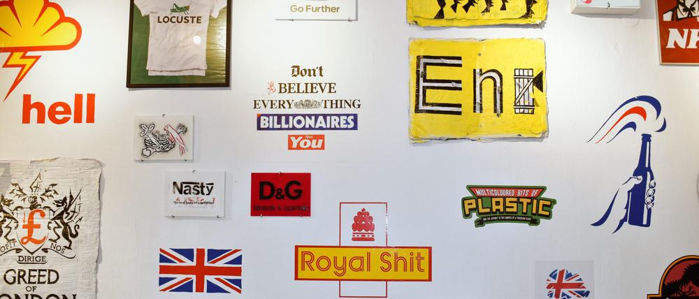 Gefördert vom Hauptstadtkulturfonds: Die Ausstellung „Werbepause – The Art of Subvertising“ im Kunstraum Kreuzberg zeigt Beispiele für das sogenannte Adbusting, die Verfremdung von Werbebotschaften – oft für politische Zwecke. In begleitenden Workshops werden Tipps gegeben, um rechtliche Probleme zu vermeiden.