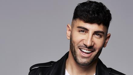 In der Netflix-Show „Queer Eye Germany“ gehört Ayan Yuruk zu den fünf Mentor*innen.