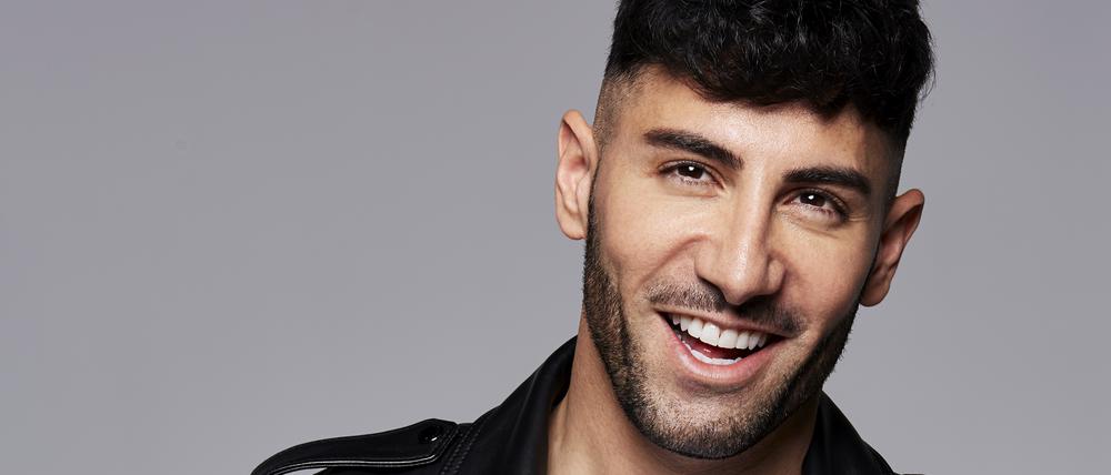 In der Netflix-Show „Queer Eye Germany“ gehört Ayan Yuruk zu den fünf Mentor*innen.