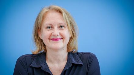 Lisa Paus (Bündnis 90/Die Grünen), Bundesfamilienministerin, stellt in der Bundespressekonferenz das Eckpunktepapier zum Selbstbestimmungsgesetz vor. 