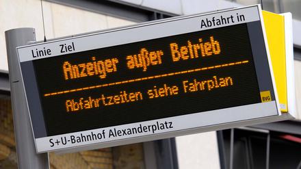 Die alten DAISY-Anzeigen der BVG sollen künftig der Vergangenheit angehören.