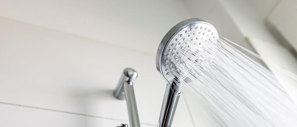 Viele Deutsche haben bereits begonnen, Wasser zu sparen.