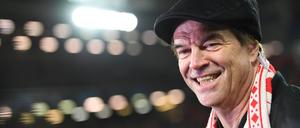 Campino vor dem Anfield Stadion in Liverpool. 