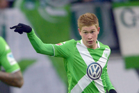 Wolfsburgs Kevin De Bruyne bejubelt seinen Treffer zum 1:0 gegen den SC Freiburg.