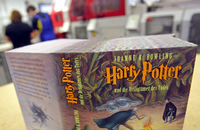 Die Geschichte Hinter Der Harry Potter Reihe J K Rowling Wird 50 Kultur Tagesspiegel