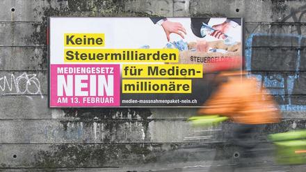 Nein! Oder doch ja?  In der gesamten Schweiz tobt der Meinungskampf darüber, ob die Medien deutlich stärker vom Staat gefördert werden sollen. 