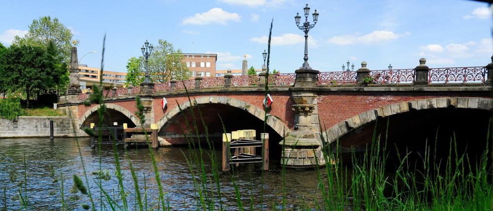 An der Luther-Brücke am Schloss Bellevue in Berlin-Moabit soll nächste Spreeradweg-Abschnitt beginnen.
