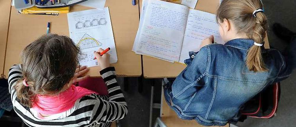 Die bildungspolitisch riskante Entmischung der Berliner Grundschulen schreitet fort. 