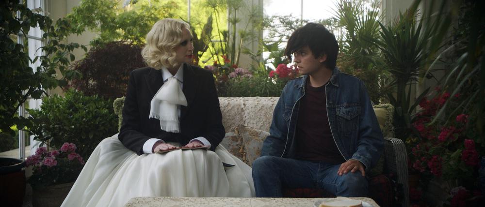 Gwendoline Christie und Asa Butterfield 