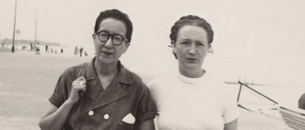 Nadine Hwang (l.) und Nelly Mousset-Vos lebten nach dem Zweiten Weltkrieg zusammen in Venezuela.