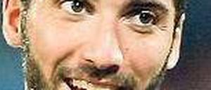 Higuain.