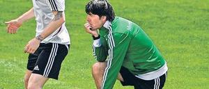 Unter Beobachtung. Marco Reus erfreut sich großer und vielfältiger Wertschätzung seitens des Bundestrainers Joachim Löw. Foto: dapd
