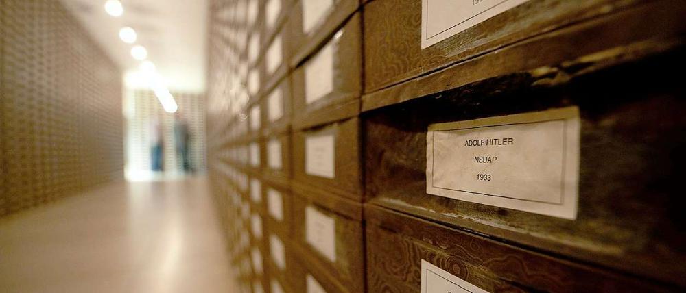 Das Kunstwerk im Reichstag mit der Hitler-Box.