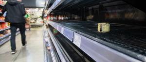 Leere Supermarktregale kennen viele Kunden aus dem Frühjahr. 