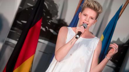Levina sang am Donnerstag bei einem Empfang in der Deutschen Botschaft in Kiew.