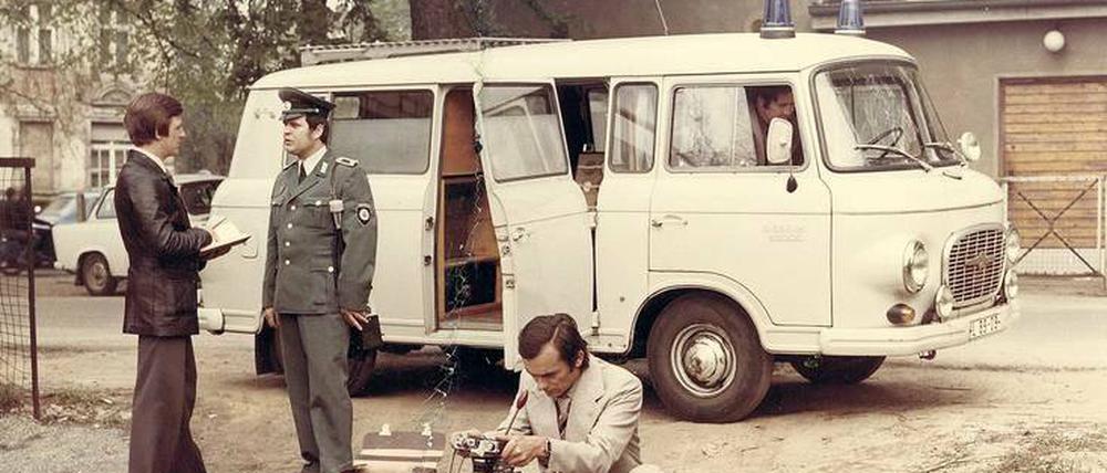 Criminal Minds. Spurensicherer der DDR-Kriminalpolizei im Einsatz.