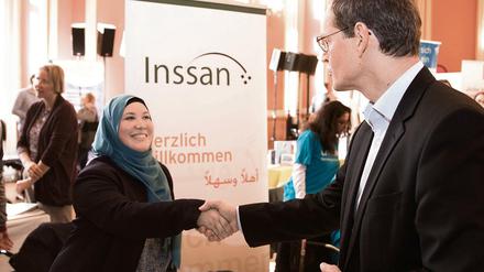 Projekte, die in der Flüchtlingshilfe aktiv sind, stellten sich am Sonntag im Roten Rathaus beim "Markt der Möglichkeiten" vor.