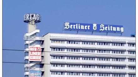 Die Krise des Berliner Verlages war bereits seit längerem durch das nur noch eingeschränkt funktionierende Logo weithin sichtbar. 