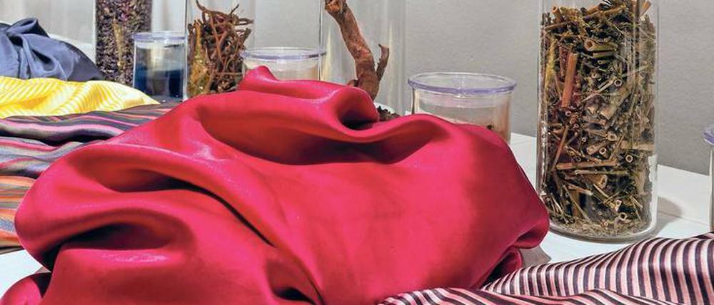 Fest fürs Auge: ein Blick in die Ausstellung "Textildesign".