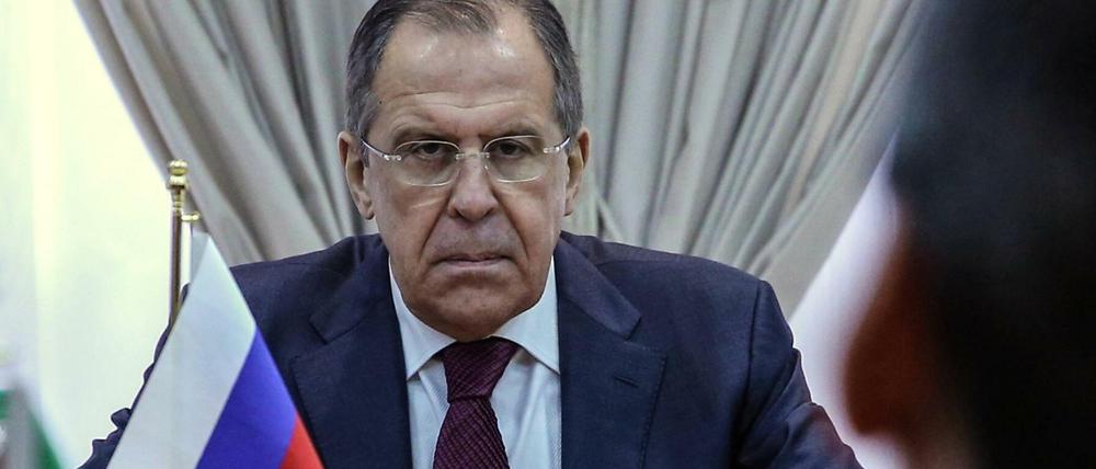 Sergej Lawrow, russischer Außenminister, sagt: Nach „allen Regeln der zivilisierten Welt“ hätte Russland rechtzeitig über den Zwischenfall informiert werden müssen.