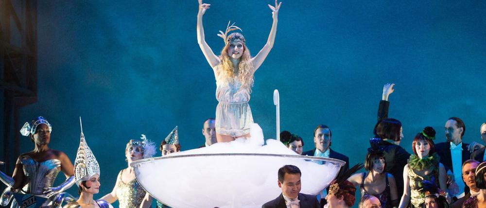 US-Import. Keith Warner hat John Harbisons Opernfassung von „The Great Gatsby“ in Dresden inszeniert.