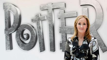 Produktiv. Sie habe noch so viel im Kopf, dass sie Angst davor habe zu sterben, bevor sie alles niedergeschrieben habe, sagt die 50-jährige J. K. Rowling.