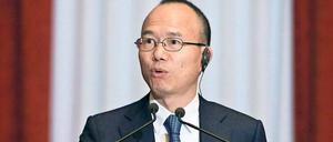 Am Montag hielt Guo Guangchang bei einer Konferenz der Fosan-Gruppe eine Rede. 